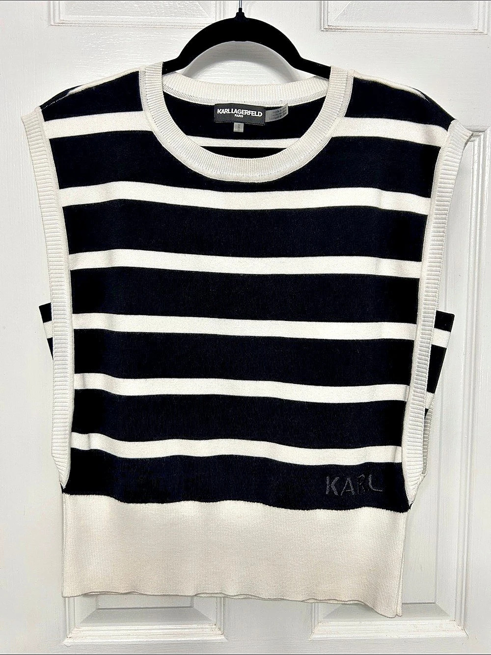 Karl Lagerfeld Paris Black White Striped Knit Sweater Vest Medium Classic